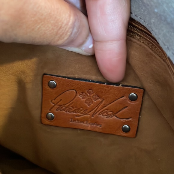 Patricia Nash Saddle Bag Taupe/Putty Tooled Leather w braided black leather trim - Picture 8 of 9